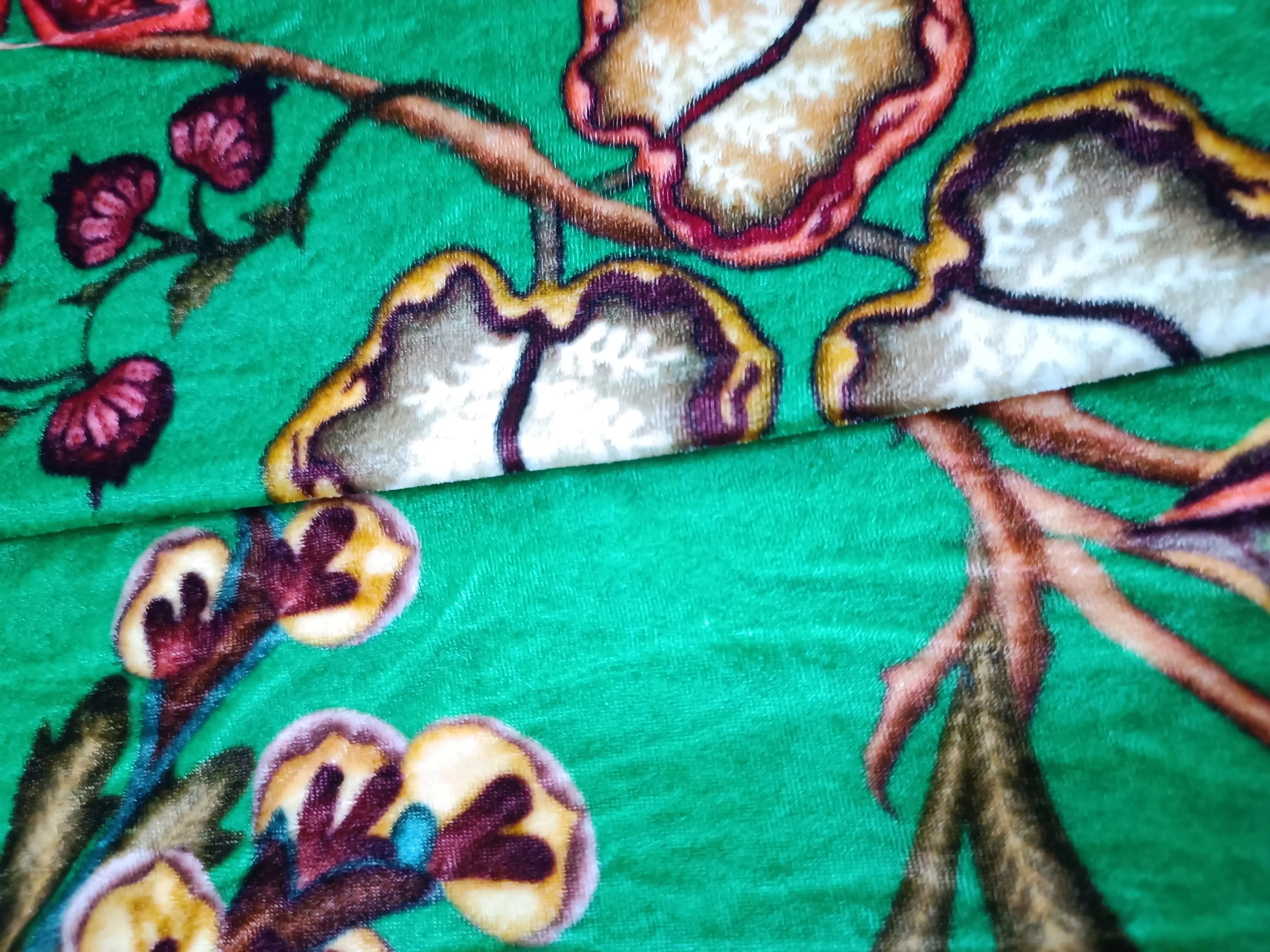 Green Floral Printed Pure Silk Velvet Fabric - Kapda Shop