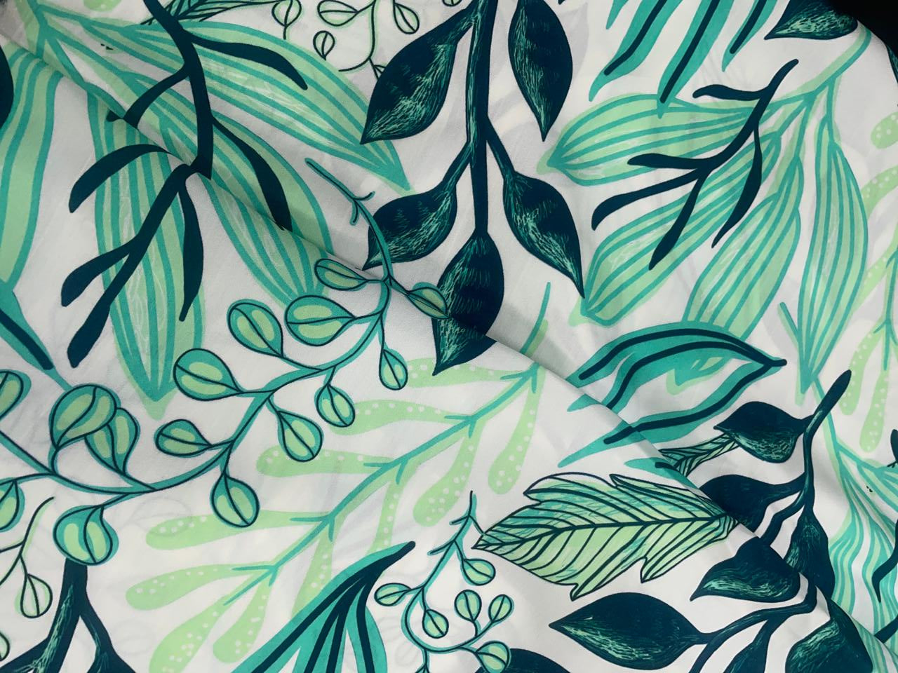 Green & White Floral Double Georgette Fabric - Kapda Shop