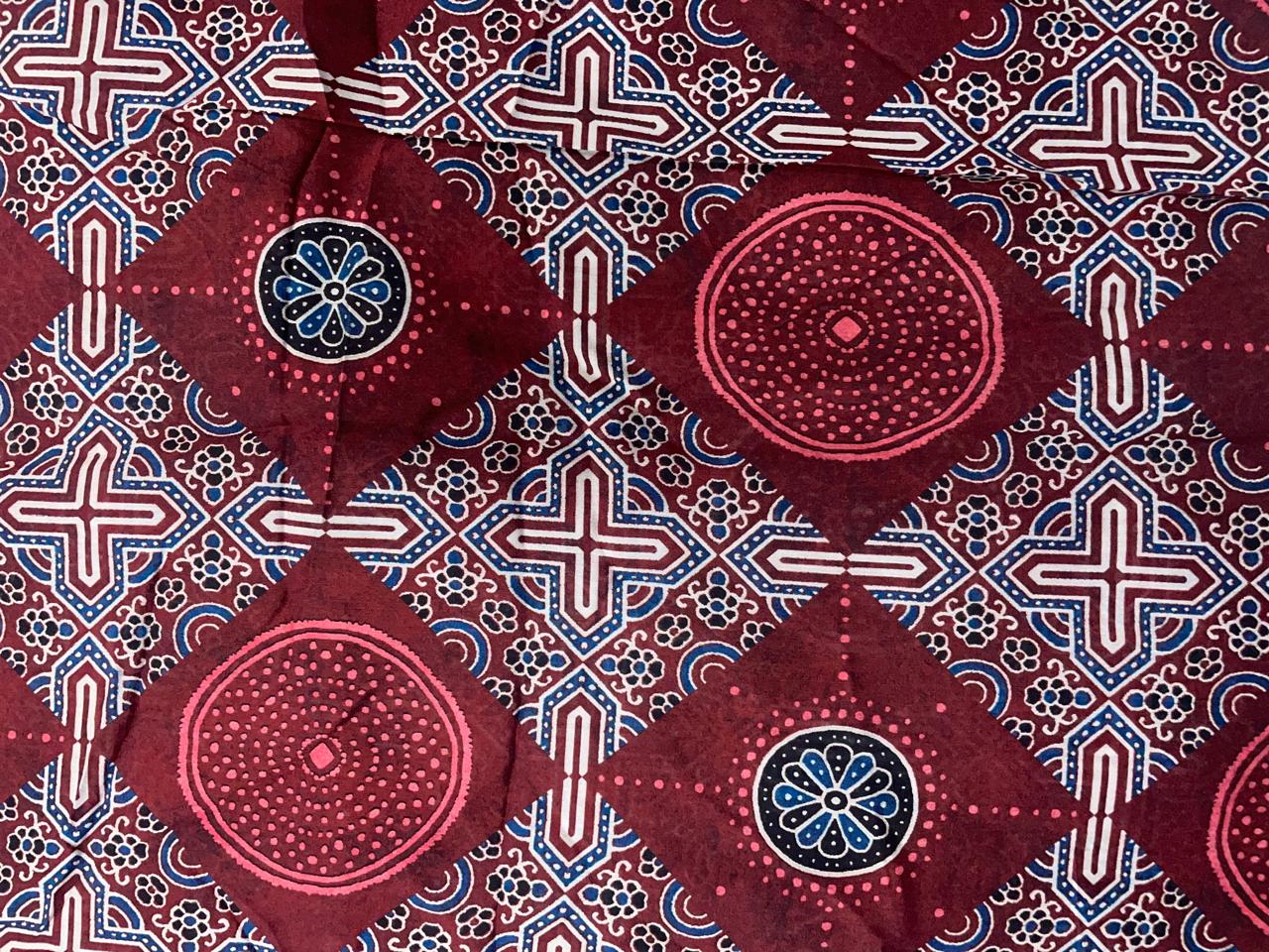Maroon Abstract Chandei Fabric - Kapda Shop