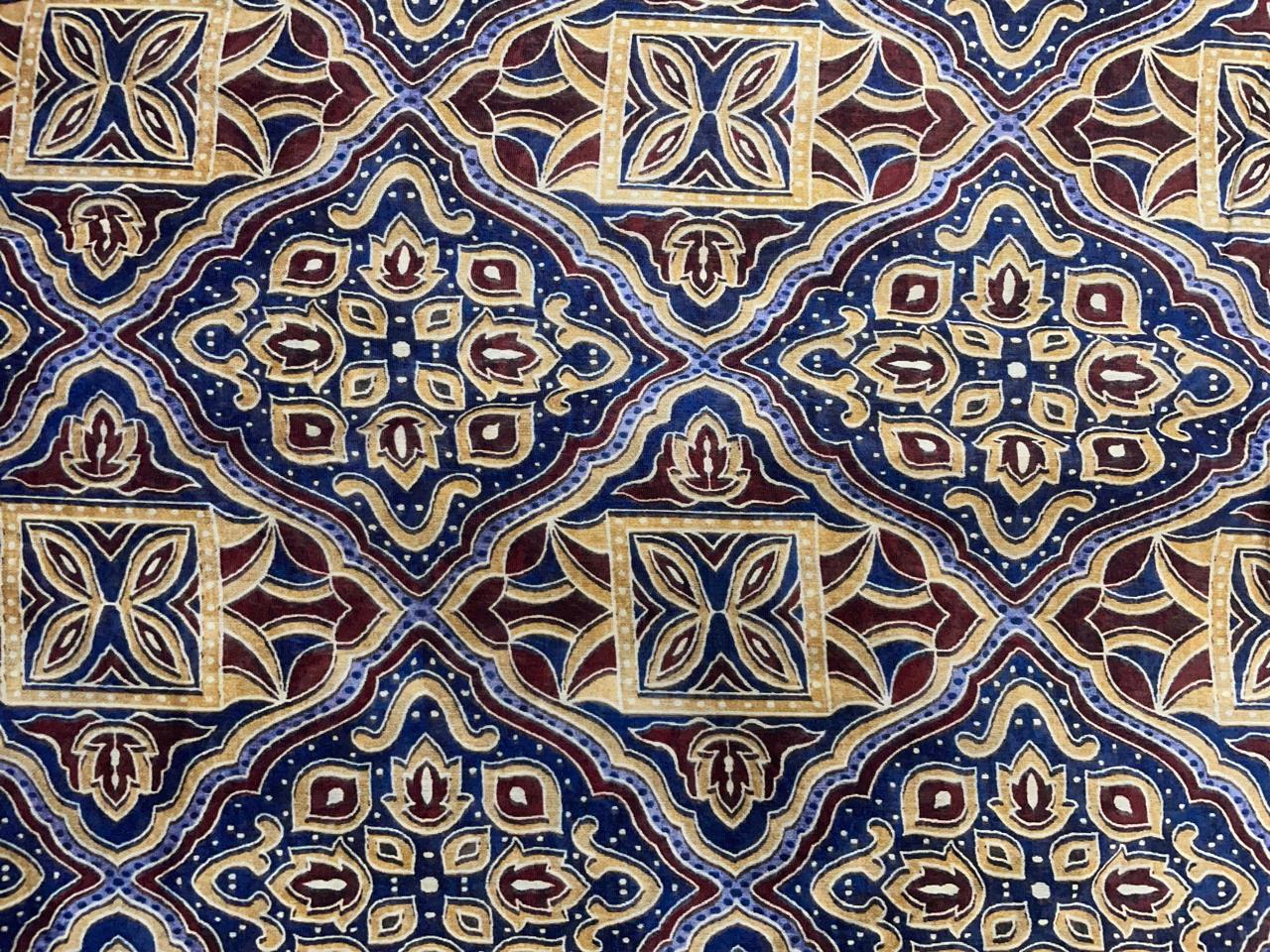 Multicolor Abstract Chandei Fabric - Kapda Shop