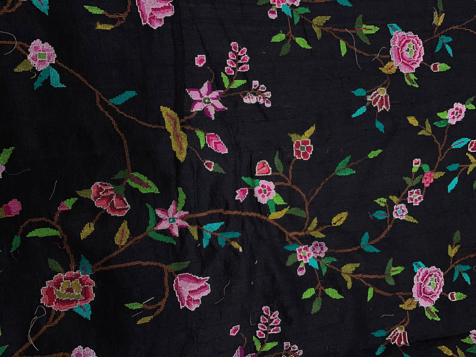 Black Floral Pure Raw Silk Embroiderd Fabric Kapdashop