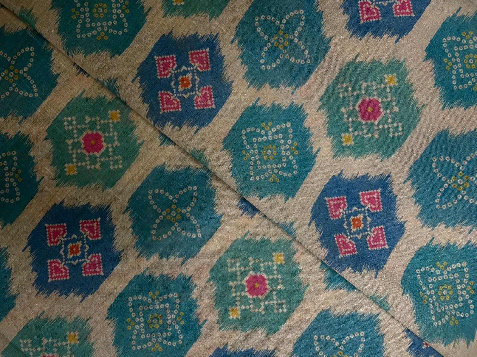 Cream & Sea Green Geometric Semi Tussar Silk Fabric KTEX