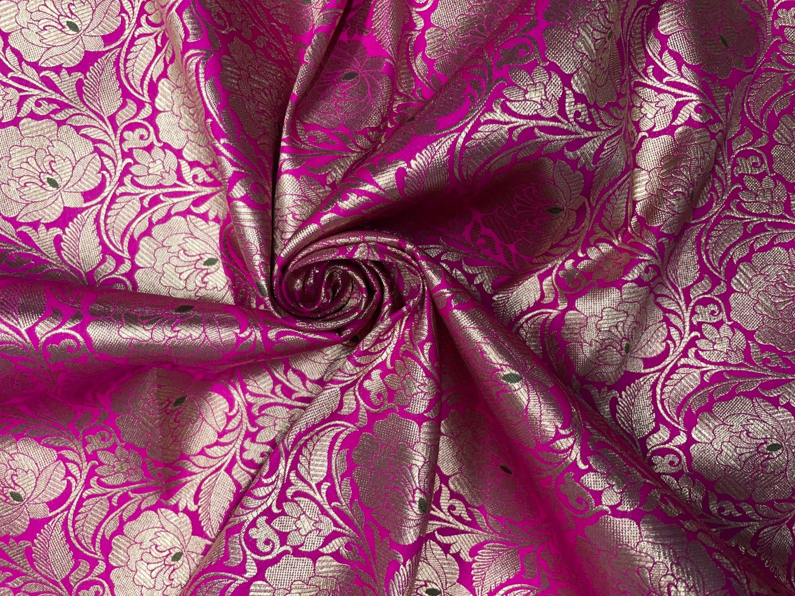 Pink Floral Brocade 44 Kapdashop