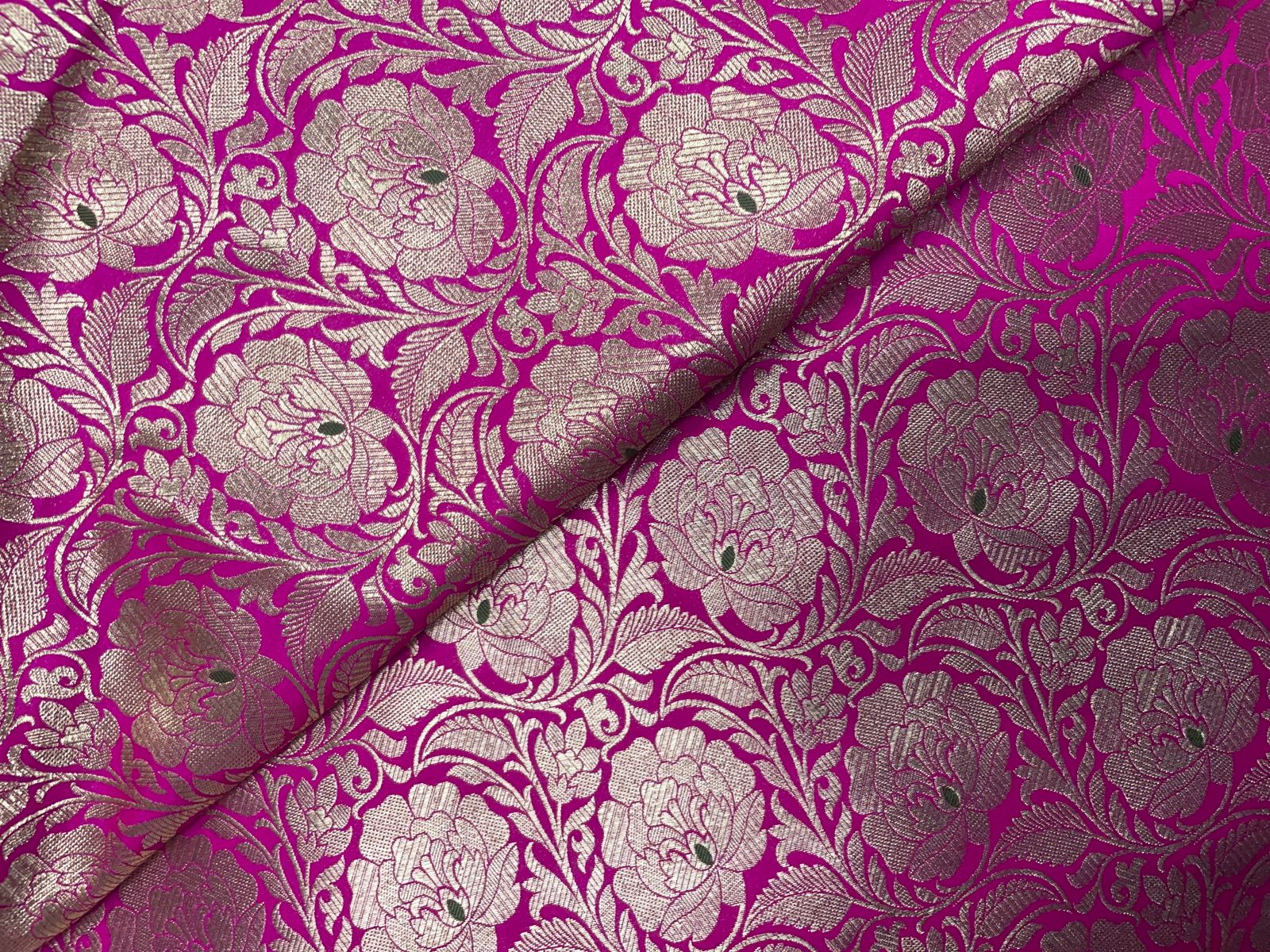 Pink Floral Brocade 44 Kapdashop