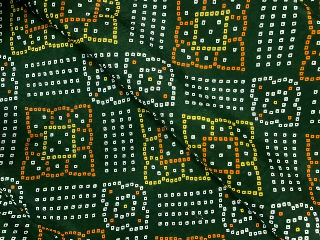 Green Geometric Habutai Silk Print 44 Kapdashop