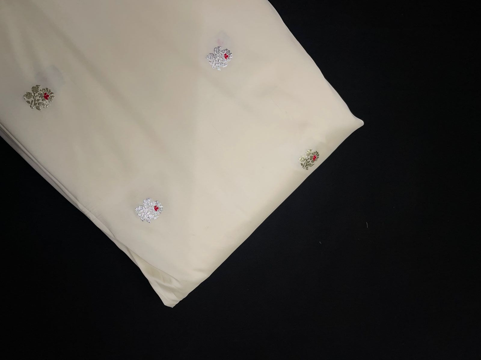 Off White Floral Tafta Boti Embroidery Fabric KTEX