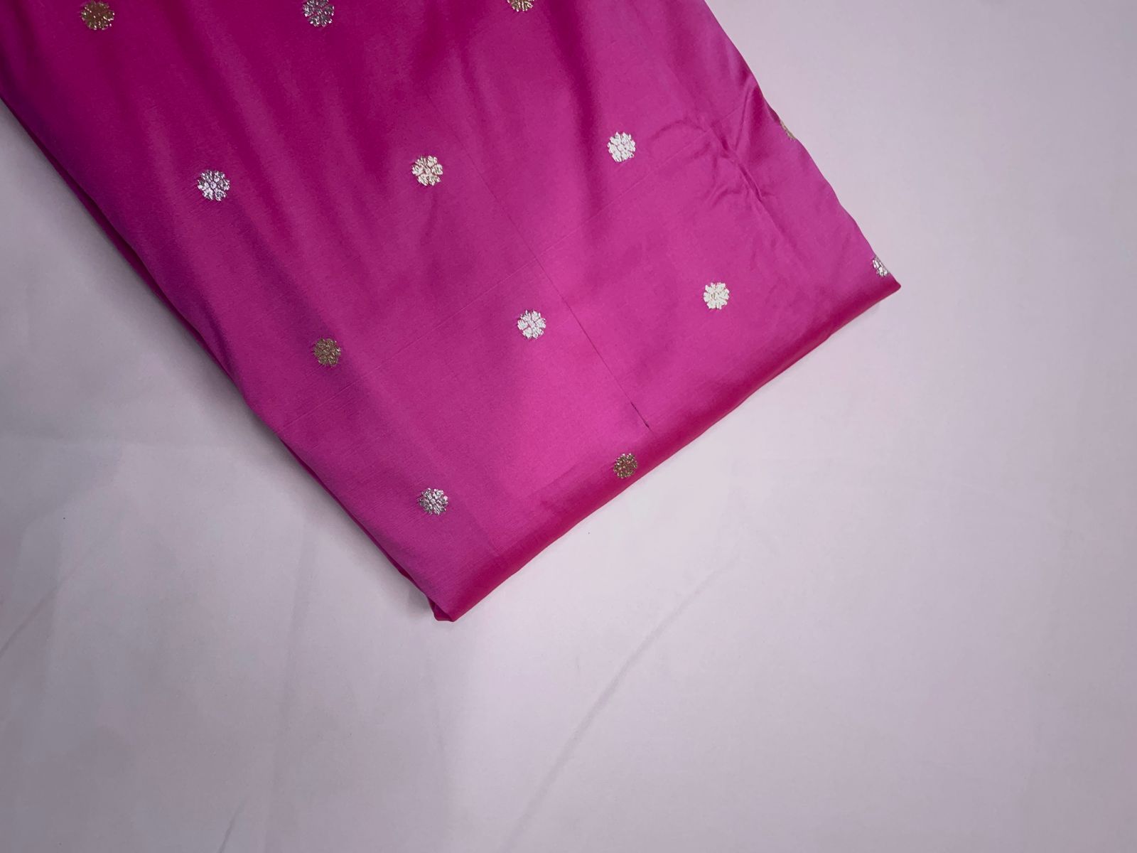 Pink Floral Tafta Boti Embroidery 44 Kapdashop