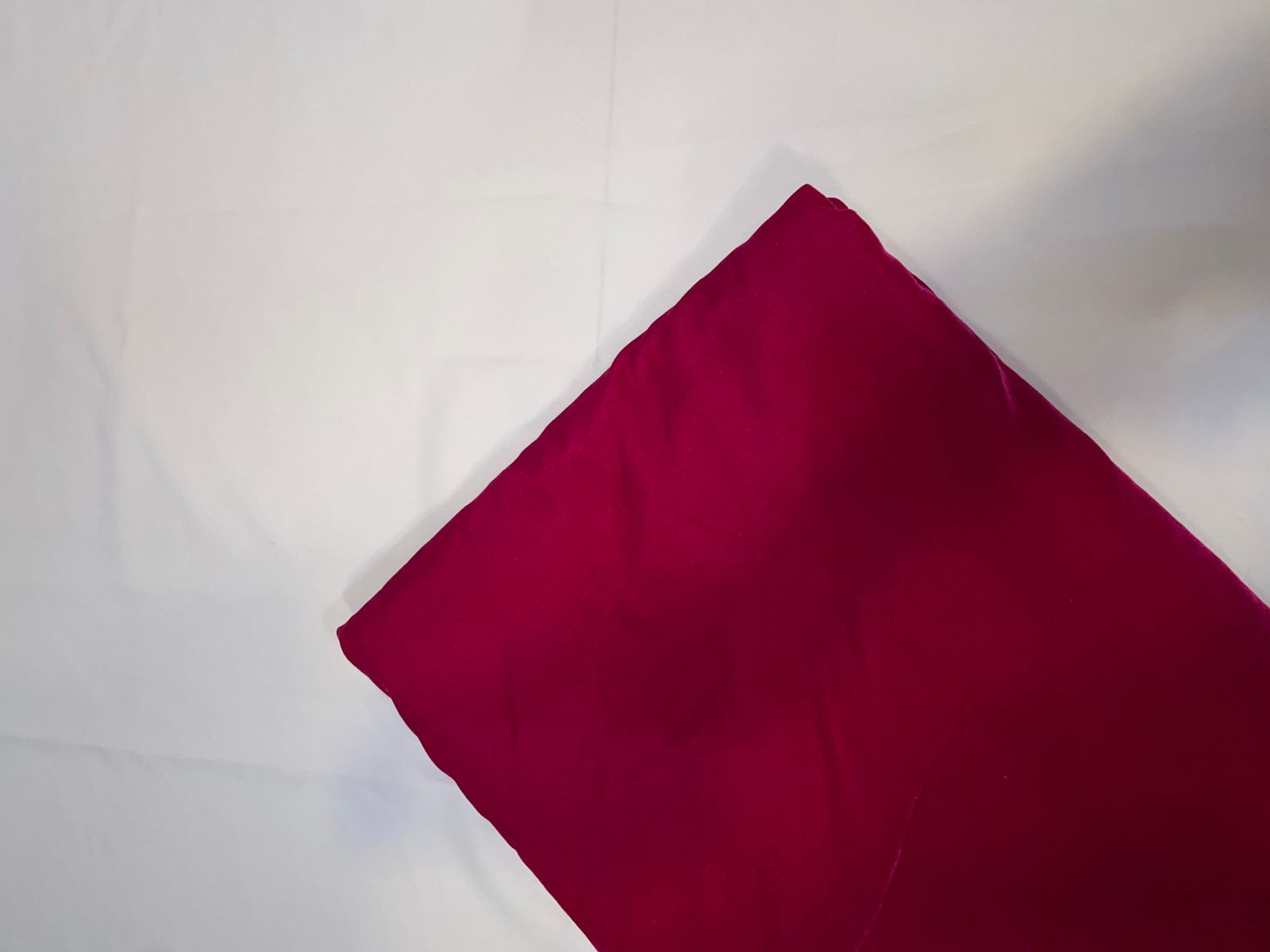 Magenta Plain Velvet Fabric KTEX