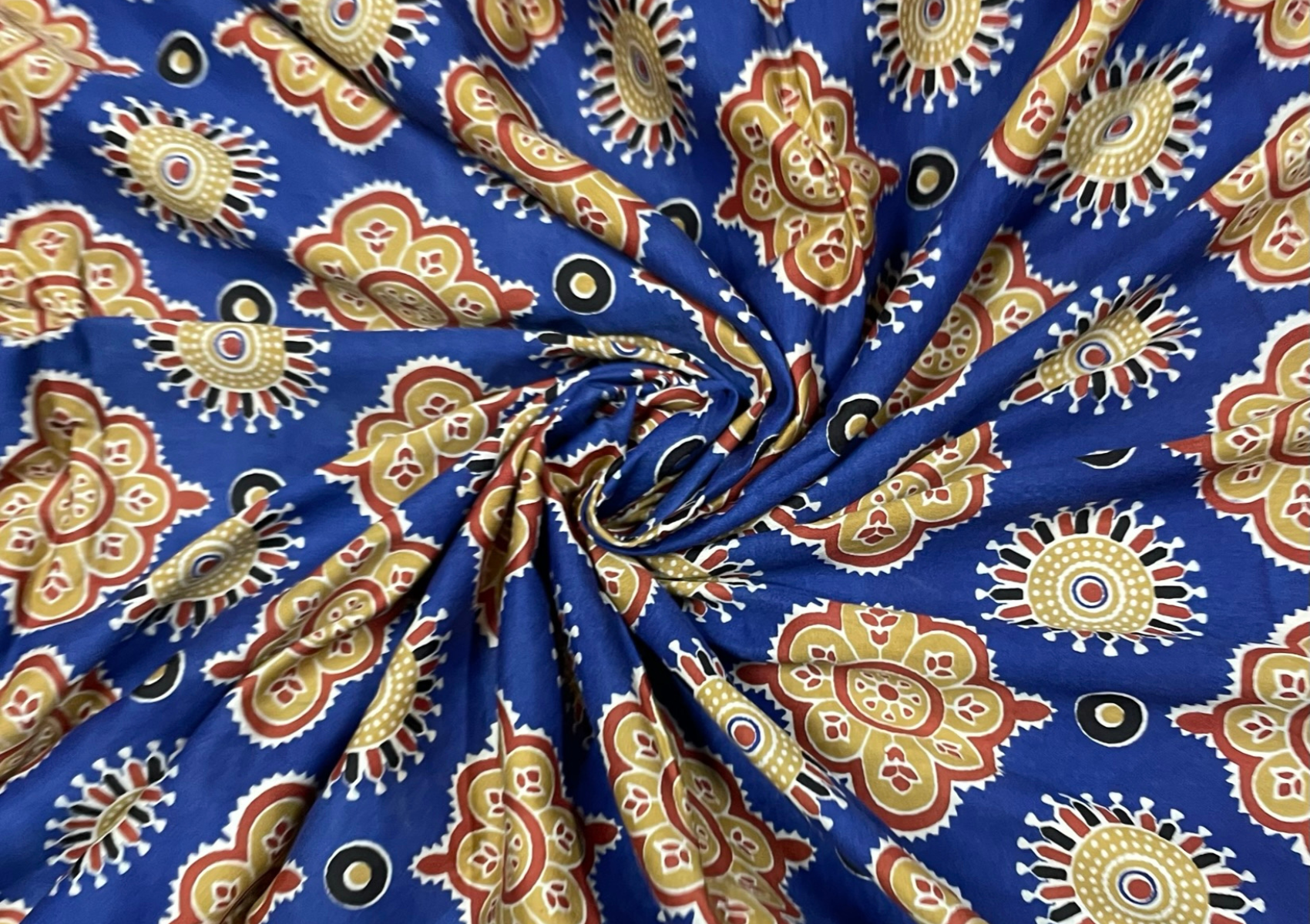 Blue Floral Printed Muslin Cotton Fabric - Kapda Shop