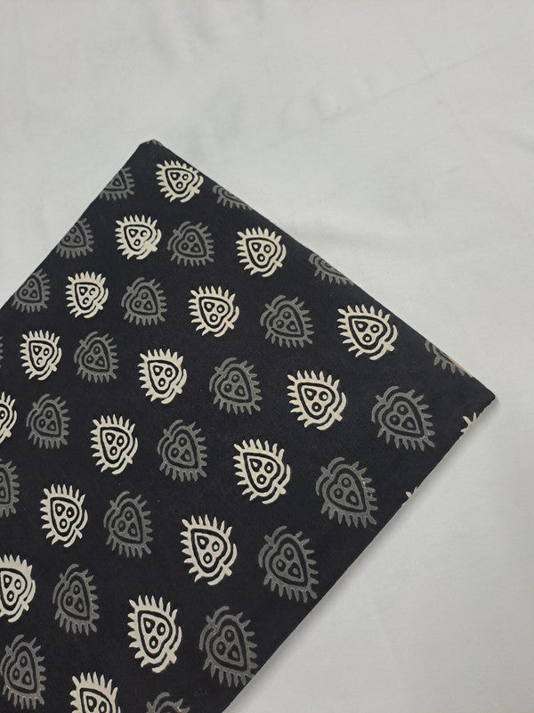 Blach Motifs Kalamkari Cotton Cambric Fabric