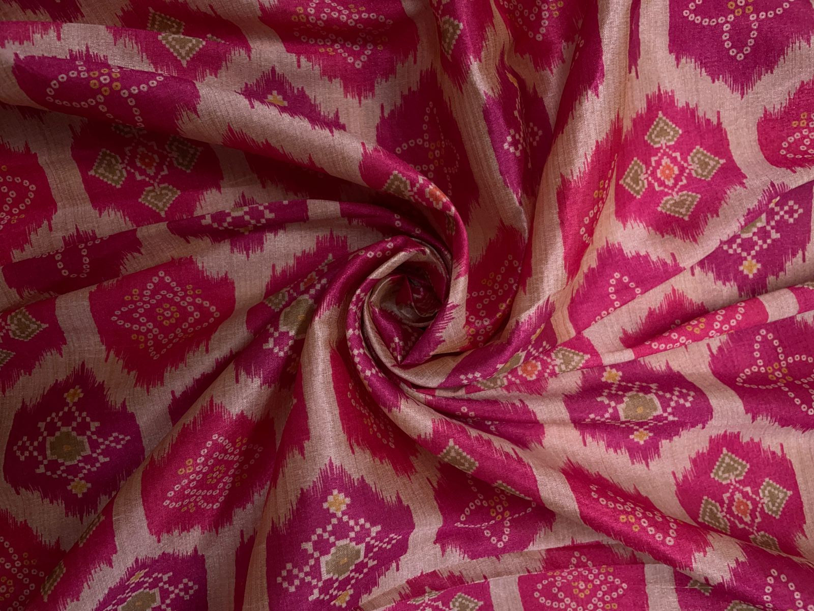 Cream & Pink Geometric Semi Tussar Fabric Kapdashop