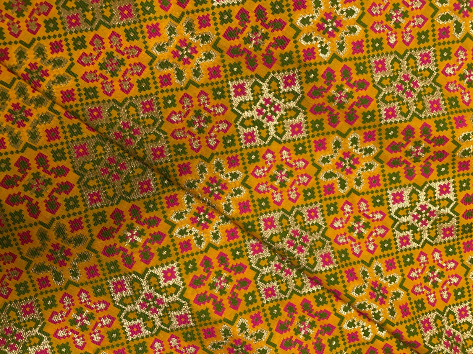 Yellow Geometric Brocade 44 Kapdashop