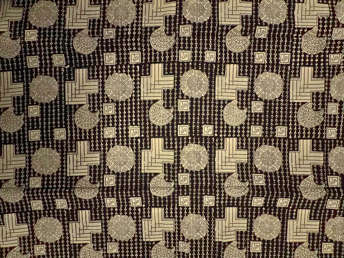 Black Geometric Cotton Cambric Fabric KTEX